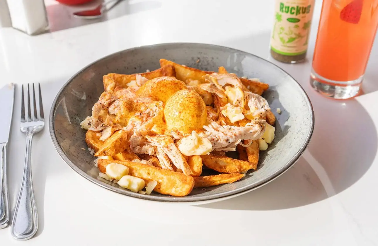 OEB Chasing Chickens Breakfast Poutine