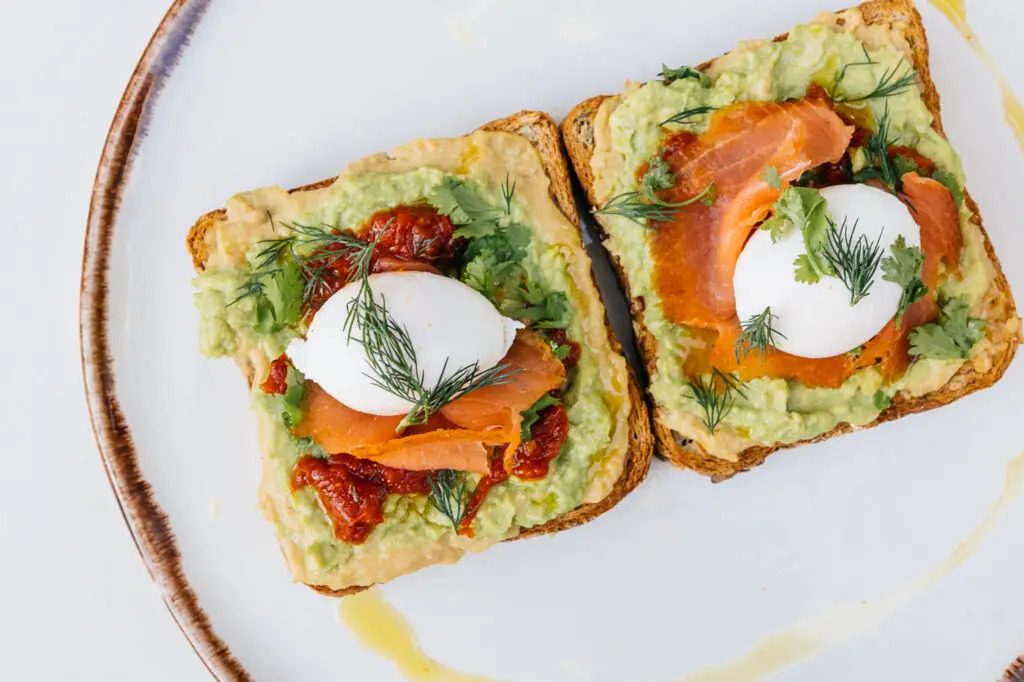 Avocado Toast with Salmon Laks
